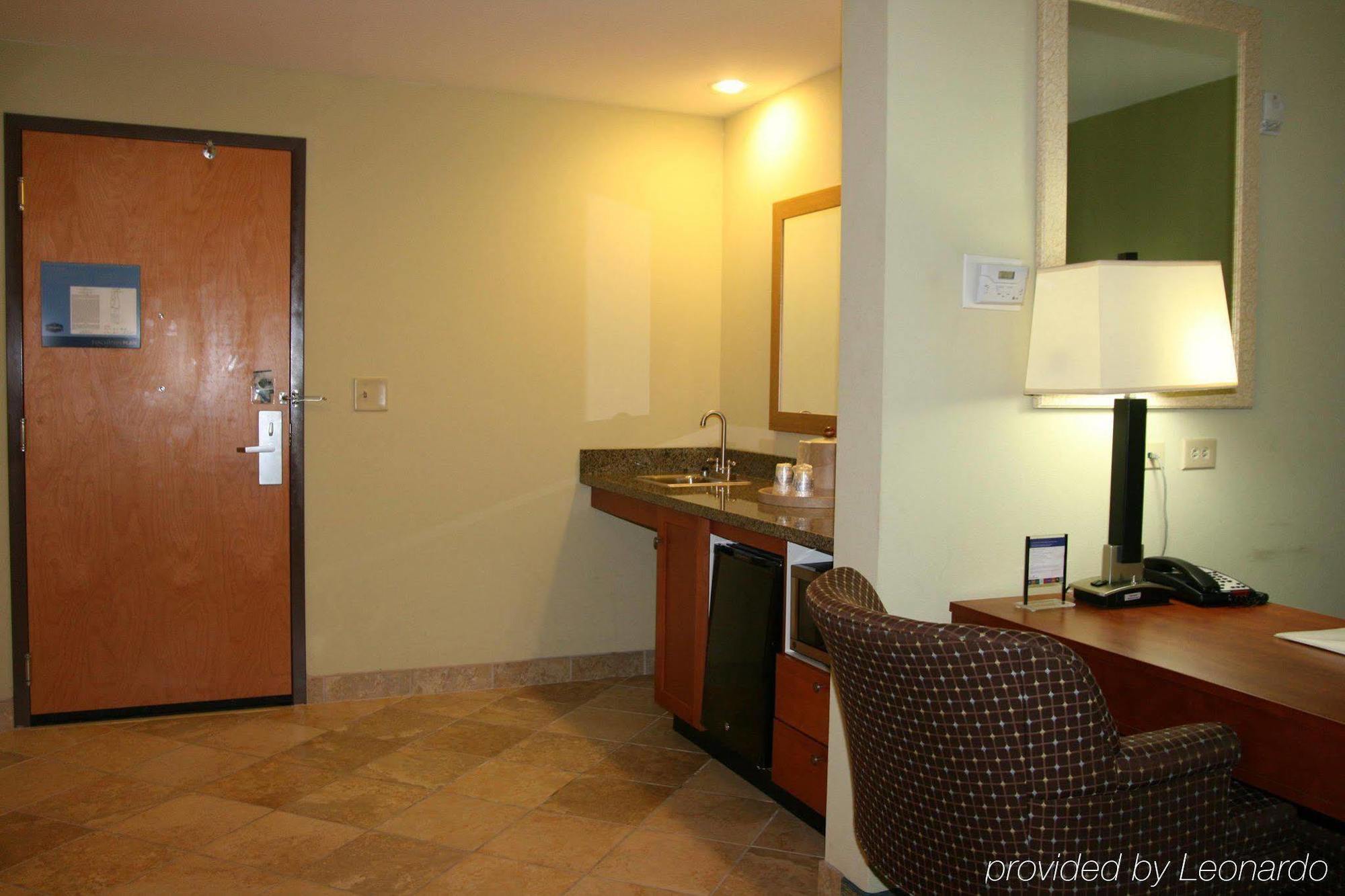 Hampton Inn & Suites Birmingham Airport Area Irondale Pokój zdjęcie